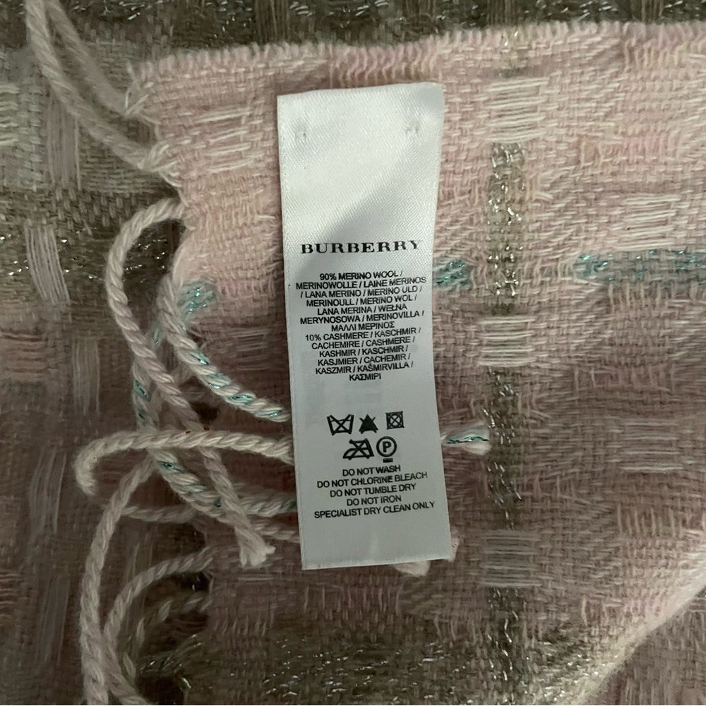 Burberry Pink Nova Check Textured Weave Merino Wool & Cashmere Scarf - Picture 3 of 5